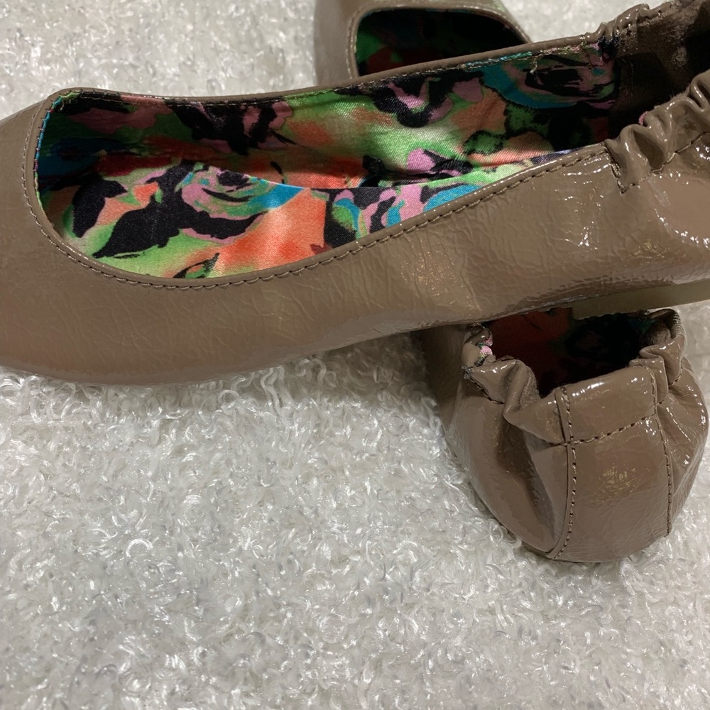 SO Rounded-toe Flats 🥿 - Picture 6 of 6